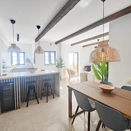 Apartamento Ap231 - Capistrano Playa 611